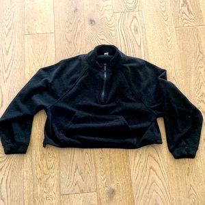 Old navy cropped fleece half zip sweatshirt